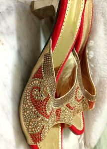 Red &amp; Gold Ethnic Flats
