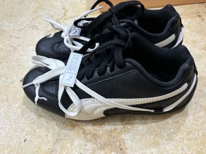 Rosie Stylish Black Puma Sneakers