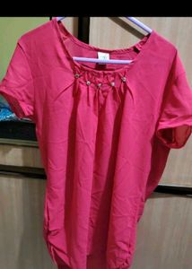 Set of 4 trendy tops