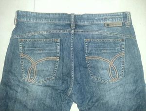 💎 Calvin Klein Jeans — CONFIDENT VIBES (Men)