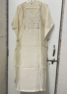 Elegant Cream Kurta Set with Sequins
