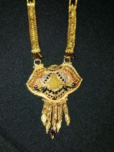 Elegant Golden mangalsutra