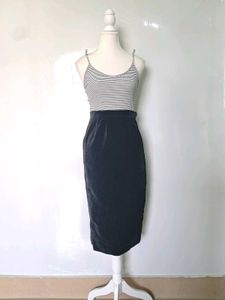 Chic Velvet Pencil Skirt Outfit