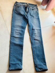 Levis Blue Jeans | Waist 26”
