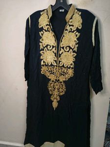 Elegant Black &amp; Gold Embroidered Kurti 🖤