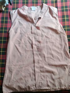 Sleeveless Pink Collared Blouse
