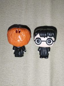Harry Potter + 1 action figure kinder Joy wala