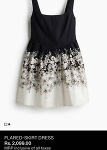 Chic Flared Skirt Dress with Floral Print