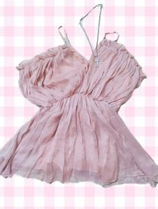 Pink Flowy Top 💗 Buy now!
