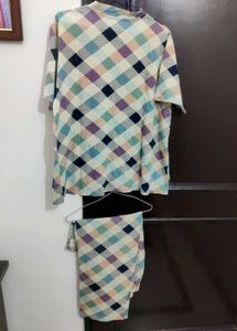 Cozy Plaid Print Pajama Set🌸