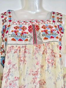 Boho Embroidered Floral Blouse Size M-L 36"-38"