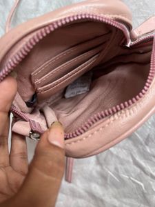 Stylish Pink Quilted Crossbody Bag