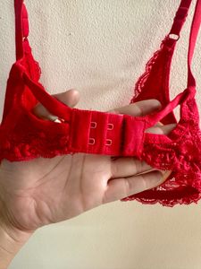 Red Lace Bra and Panty Set with removable pad