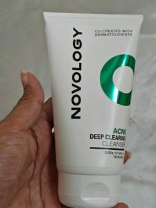 Novology Acne Deep Clearing Cleanser