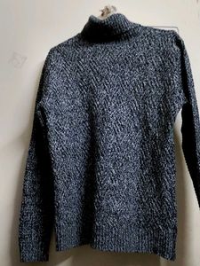 Textured Knit Turtleneck Sweater
