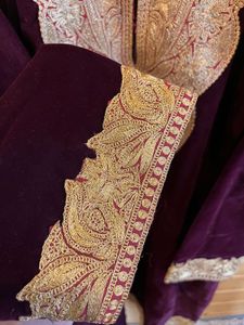 beautiful burgundy zari patch pheran