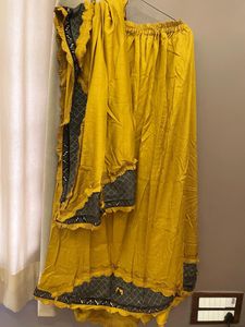 Ready To Wear Saree With Padded Blouse