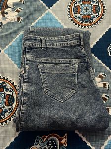 Women's Acid Wash Cargo Jeans