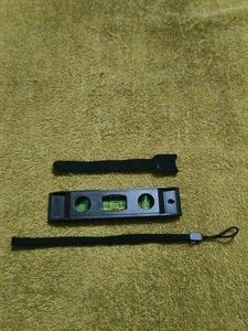 Magnetic Level - 6 Inch Bubble Measuring Tool