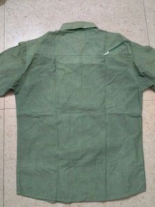 Green Short Sleeve Button-Up Shirt