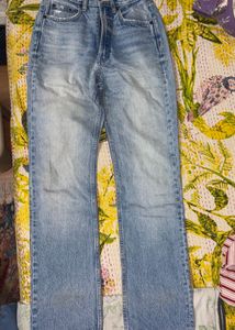 Light Wash High Rise Jeans
