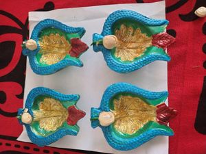 Set of 4 Decorative Diyas