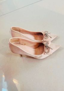 Cute Pink Bow Flats