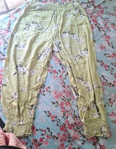 Lightweight Floral Print Pants🌺🏵🏵👖
