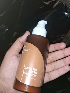 Innisfree Green Tea Fresh Emulsion