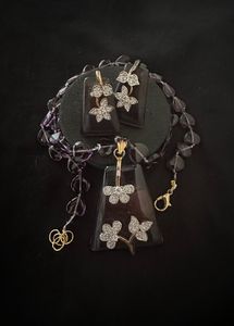 Stunning Amethyst &amp; Diamond Necklace Set