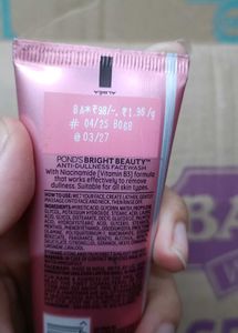 Pond's Bright Beauty Facewash