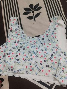 Cute Floral Sports Bra
