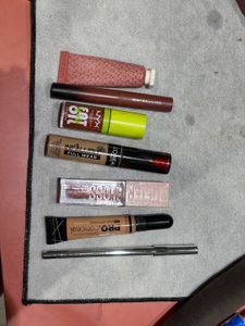 Makeup Bundle