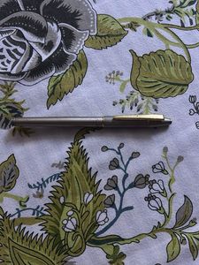 Vintage Pierre Cardin Pen - Needs refill