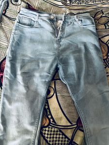 Light Wash Denim Jeans