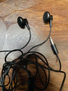 3.5mm Jack Earphone With C Type Charger