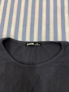 Basic Ribbed Black T-Shirt