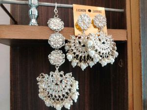 Kundan jhumka and mangtika set