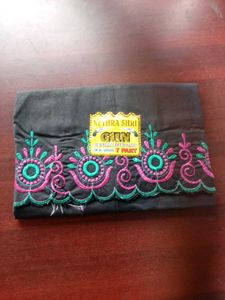 Embroidered inskirt 7 parts new