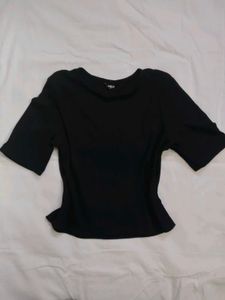 Black Short Sleeve Top