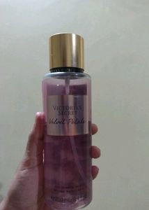 Victoria's Secret Velvet Petals Fragrance Mist