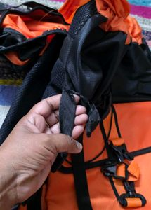 Trekking bag with pockets