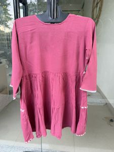 Chic Pink Tiered Kurta with Embroidery