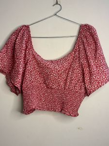 Chic Floral Print Cropped Top