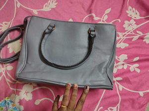 Marie Claire Chic Grey Quilted Handbag