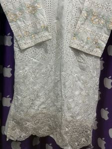 Elegant White Kurta Set with Floral Dupatta