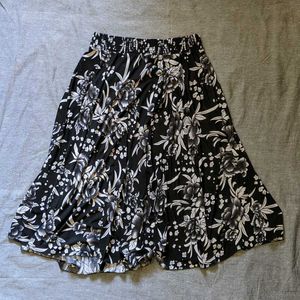 New S Size Skirt