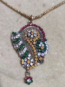 Exquisite Kundan Necklace and Earring Set