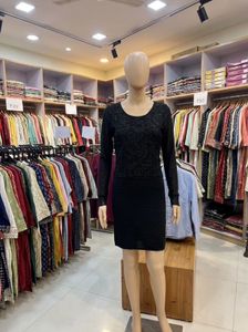 Elegant Black Lace Dress