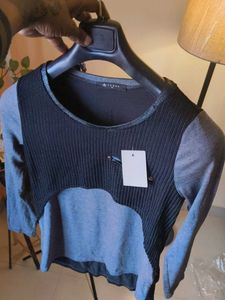 New Korean Stylish Colourblock Top